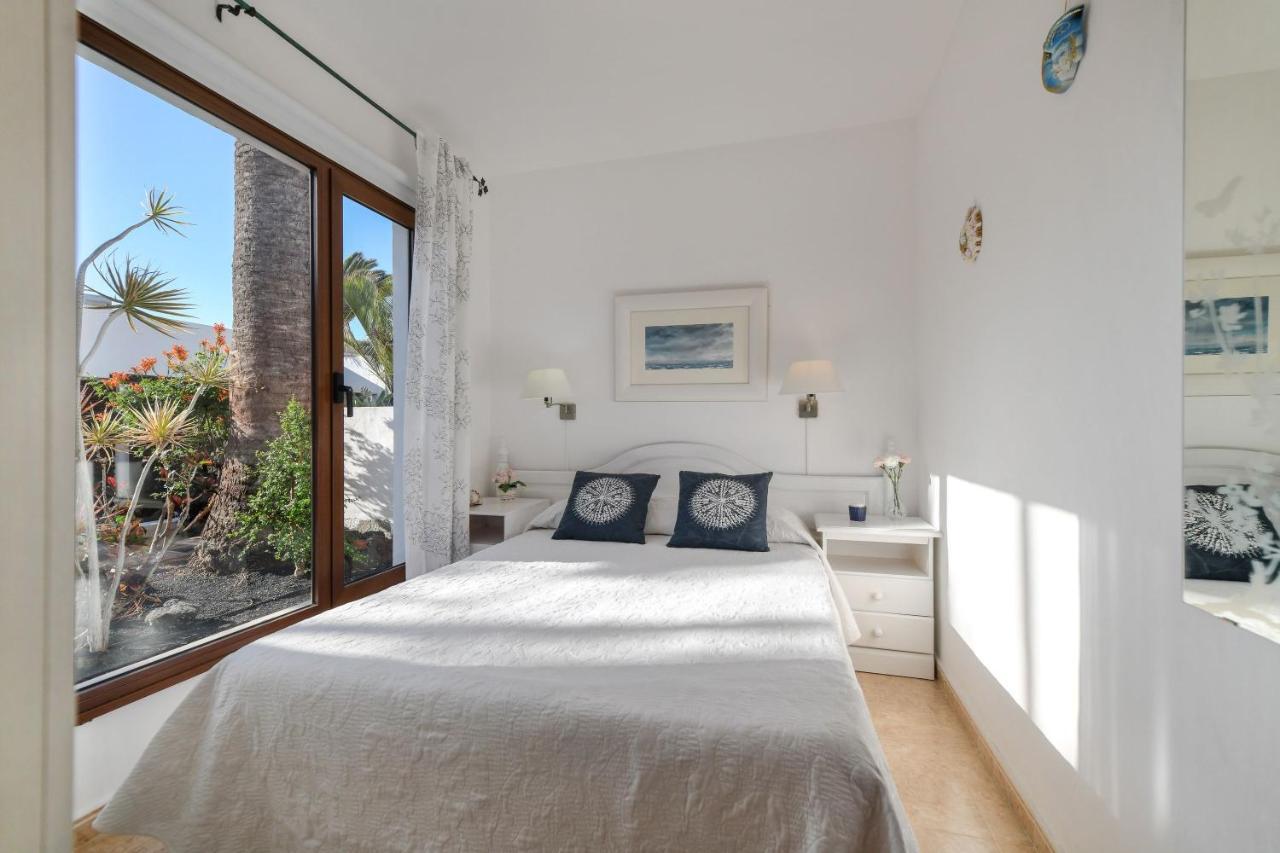 Bungalow Playa Bastián Costa Teguise Exterior foto